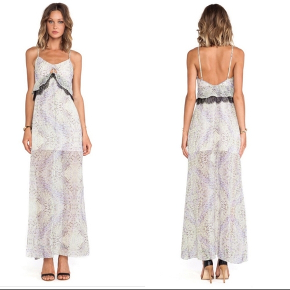BCBGeneration Dresses & Skirts - Bcbgeneration ruffle printed maxi dress in cotton candy size 4